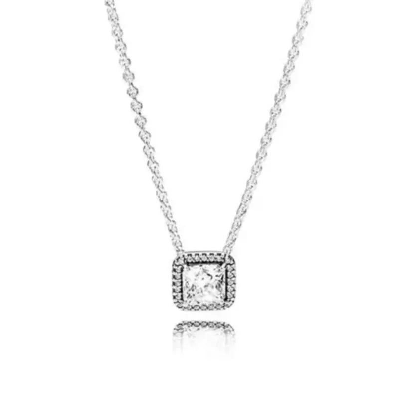 The New European 925 Silver Exquisite Necklace Is Suitable For Mother's Day and Valentine's Day as A Charm Ewelry Gift For Women