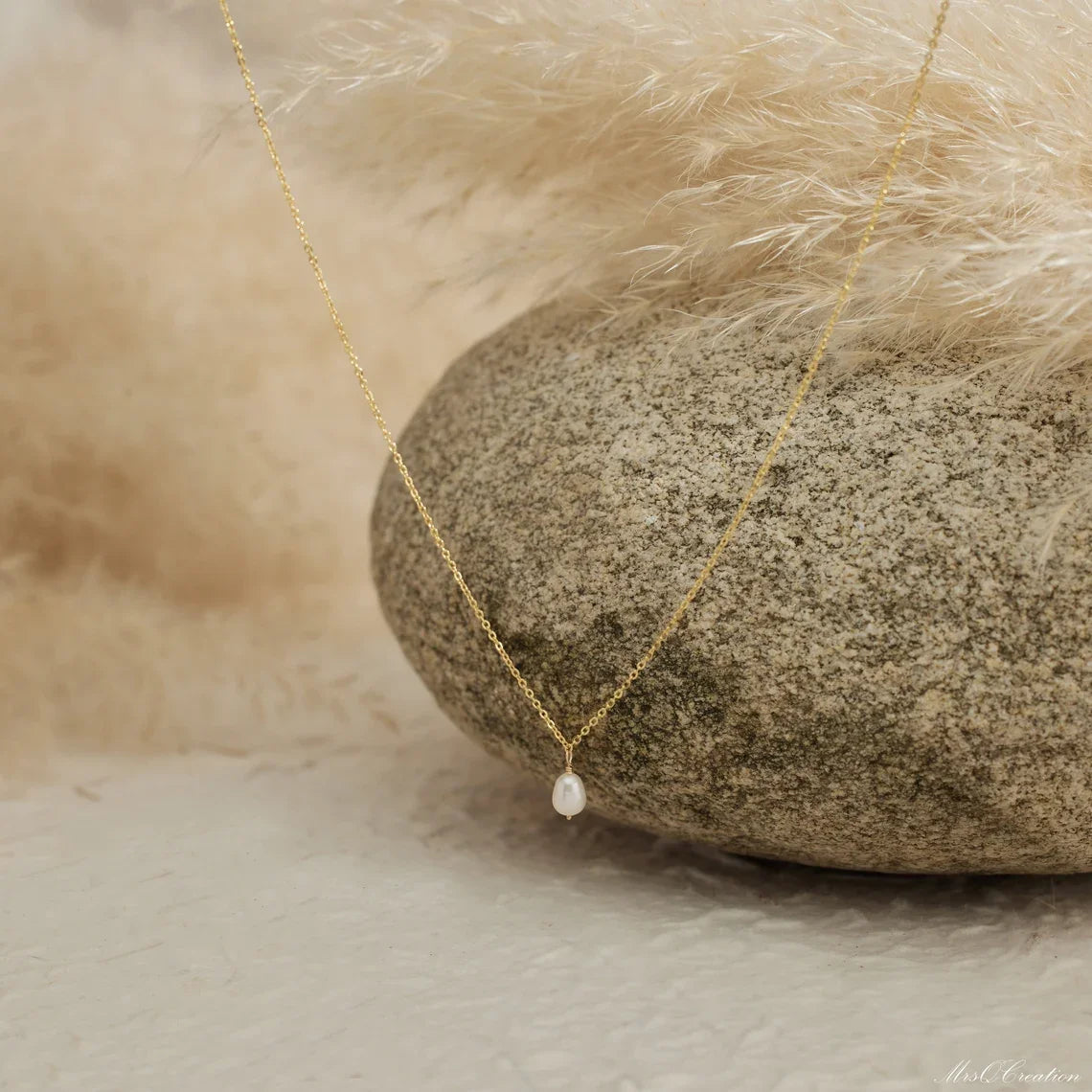 CCGOOD Stainless Steel Chain Necklace for Women Adjustable Boho Beach Minimalist Jewelry Gift for Her Natural Pearl Charm Choker